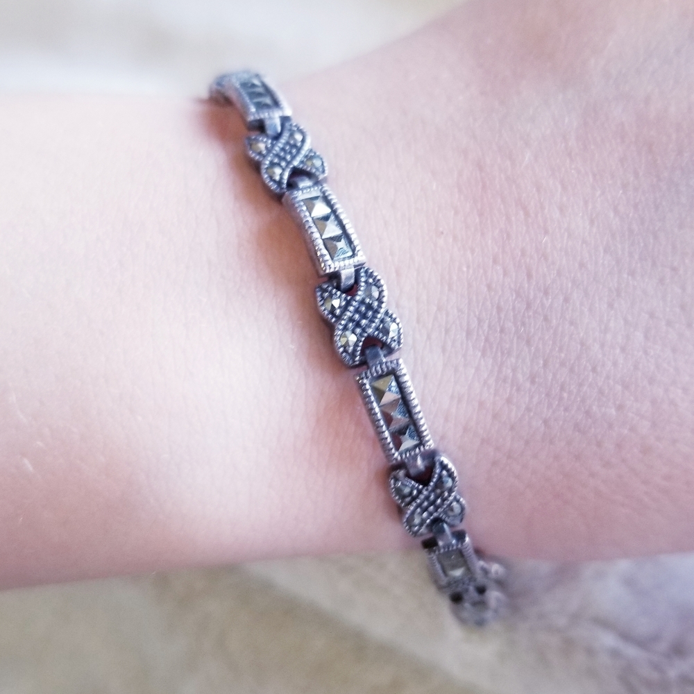 🌻3/$20🌻Vtg silver bracelet